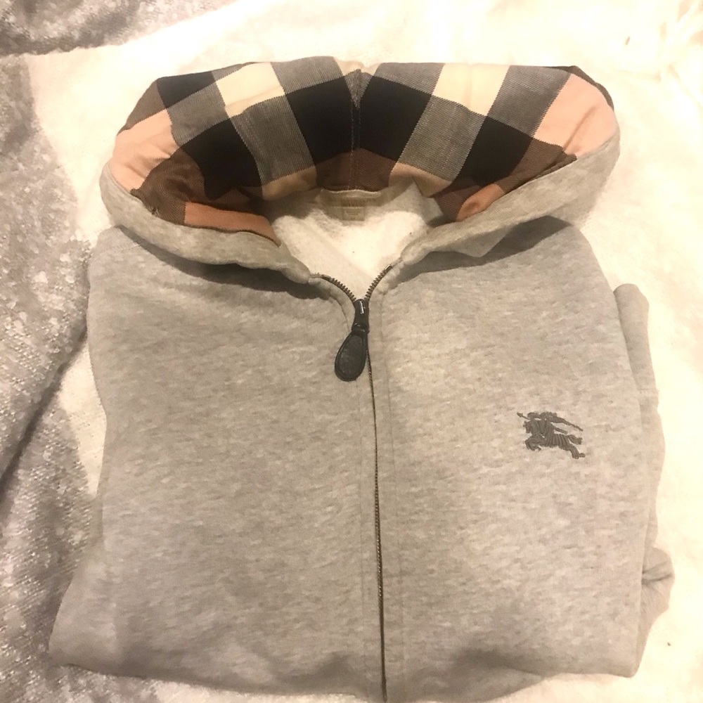 Men’s Burberry hoodie